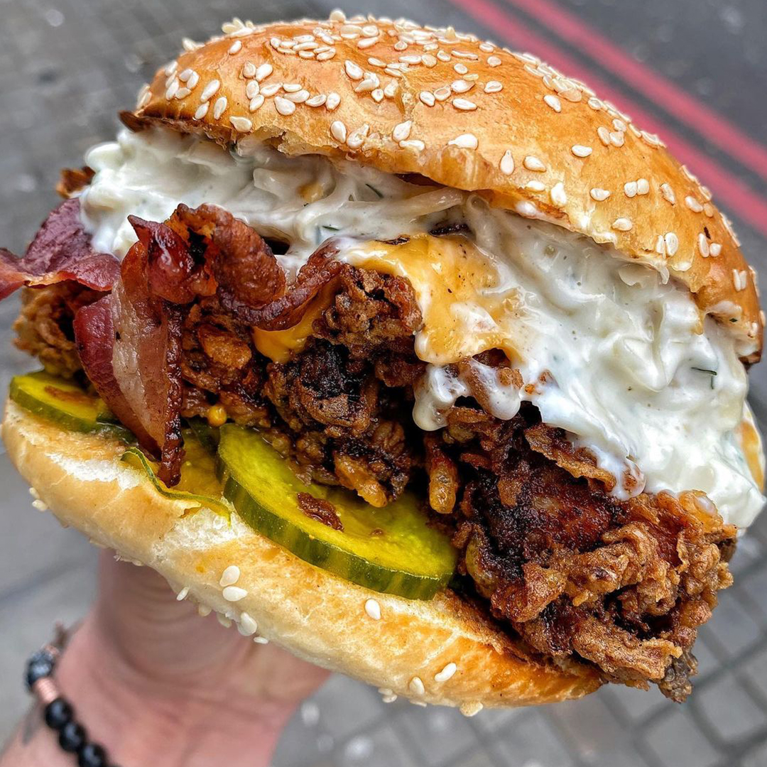 Street Feast (@streetfeastldn) on Twitter photo 🍔 Dreaming about tucking into a delicious treat from <a href="/burgerandbeyond/">BURGER&BEYOND</a> in the London sunshine at our festival, Eastival 🍔
You can still sign up for pre-sale if you missed, expect to receive ticket link an hour before general sale on Thurs 3rd June 11am: mailchi.mp/streetfeasteas… 🍔 Dreaming about tucking into a delicious treat from <a href="/burgerandbeyond/">BURGER&BEYOND</a> in the London sunshine at our festival, Eastival 🍔
You can still sign up for pre-sale if you missed, expect to receive ticket link an hour before general sale on Thurs 3rd June 11am: mailchi.mp/streetfeasteas…