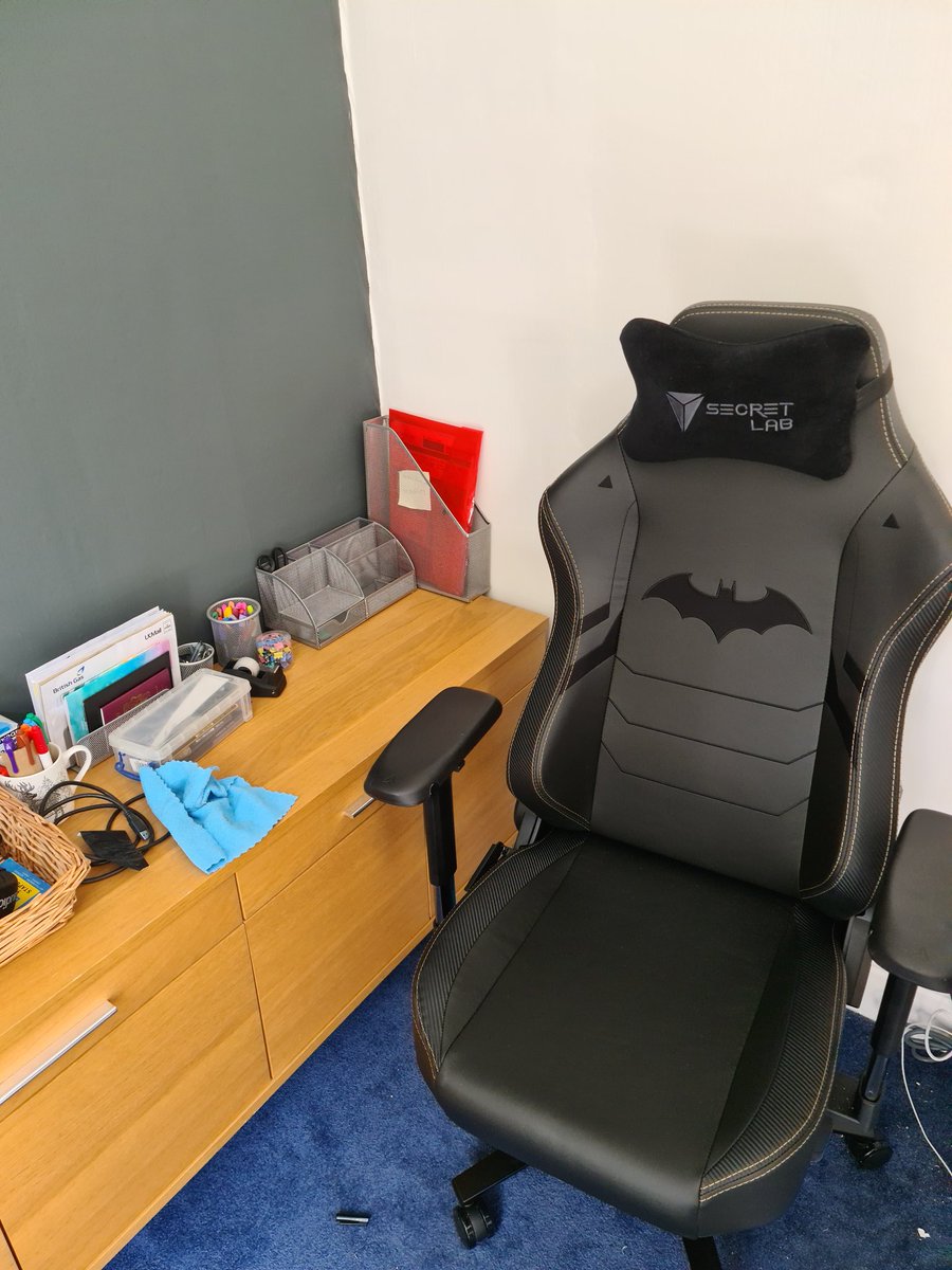 Super happy with my new #secretlab chair. It's really comfortable and has already made doing the admin from home immensely more bearable.