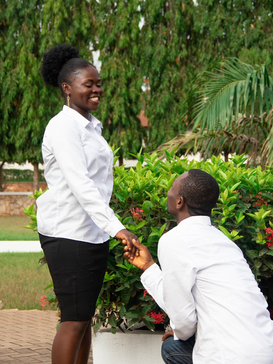 mac_outlooks's tweet photo. Journey to the altar! #savethedate #saveourdate #EliCon 🥰 #coupletobe #outdoorshoot #potraitphotography #photooftheday #photography #melaninpoppin #melanin #ghphotography #ghana🇬🇭 #photos #beauty #africa #garden #canon #images #blackgirls #blackgirlsrock #ghtrending #pictures https://t.co/qScSNzqvhe