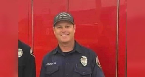 TheSecretList's tweet photo. Procession for LACoFD Fallen Firefighter 
https://t.co/zZ9JWkDhQa #firefighter https://t.co/Nu7raZ4cmP