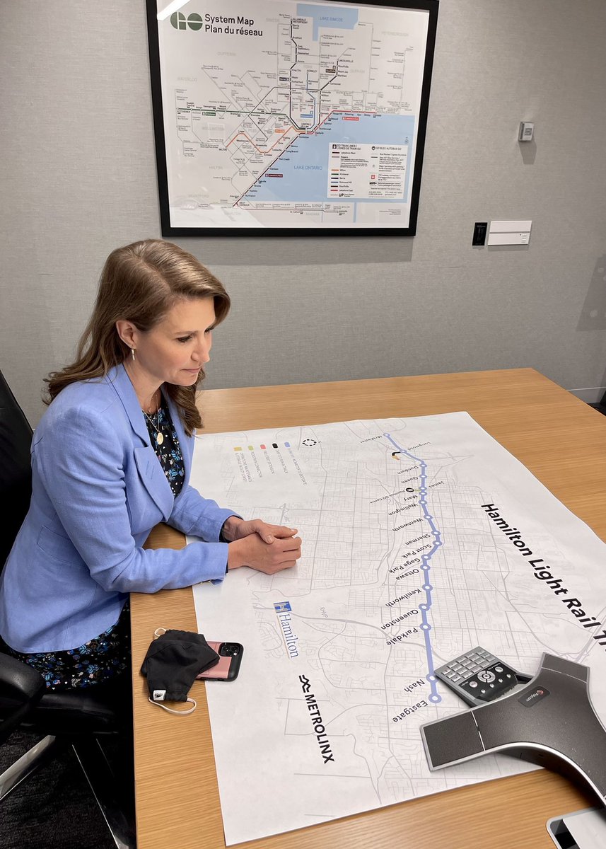 C_Mulroney's tweet photo. Just spoke with my officials at @ONtransport & @Metrolinx, who are going to be meeting with Hamilton City Council about the Hamilton LRT project later this morning.
Ontario is committed to delivering #TransitForThePeople of Hamilton through the LRT project. https://t.co/N1Z5JYPmZ0