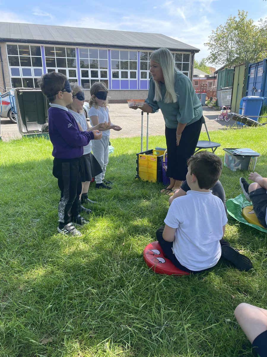 p12langlees's tweet photo. P1/2 had a fantastic afternoon listening to Dotty and Dee read and written by our P7 teacher Mrs Barrie!

We tackled an obstacle course blindfolded and used our senses to describe and identify different objects. We then made Dotty and Dee with Play Doh! Thank you @MrsBLanglees 🦕 https://t.co/Xm0Dk28Sof