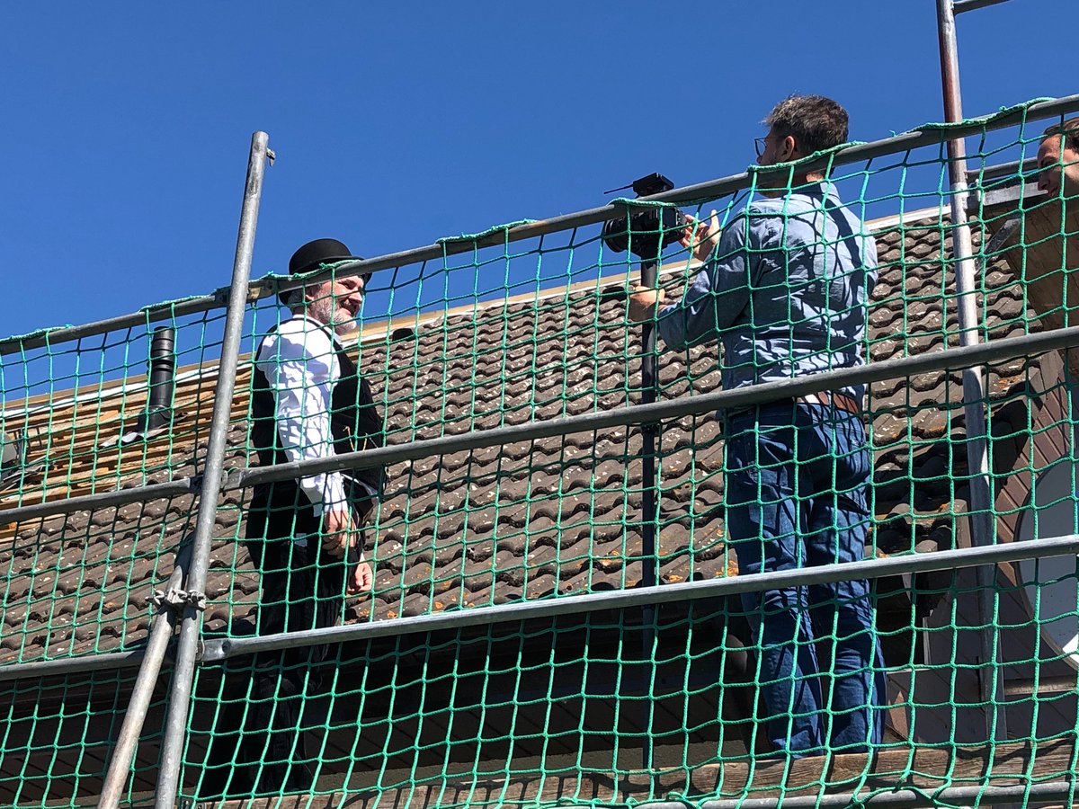 HWK Potsdam (@hwk_potsdam) on Twitter photo Wie geht es den Baugewerken im <a href="/landbrandenburg/">Land Brandenburg</a>? #Dachdeckermeister und Landesinnungsmeister Karsten Kirchhoff erzählte bei @Frontal21 von Zukunftssorgen und was die Preisexplosionen bei #Baumaterialien für ihn als Handwerker, aber auch Kunden bedeutet: bit.ly/3cbnNch Wie geht es den Baugewerken im <a href="/landbrandenburg/">Land Brandenburg</a>? #Dachdeckermeister und Landesinnungsmeister Karsten Kirchhoff erzählte bei @Frontal21 von Zukunftssorgen und was die Preisexplosionen bei #Baumaterialien für ihn als Handwerker, aber auch Kunden bedeutet: bit.ly/3cbnNch