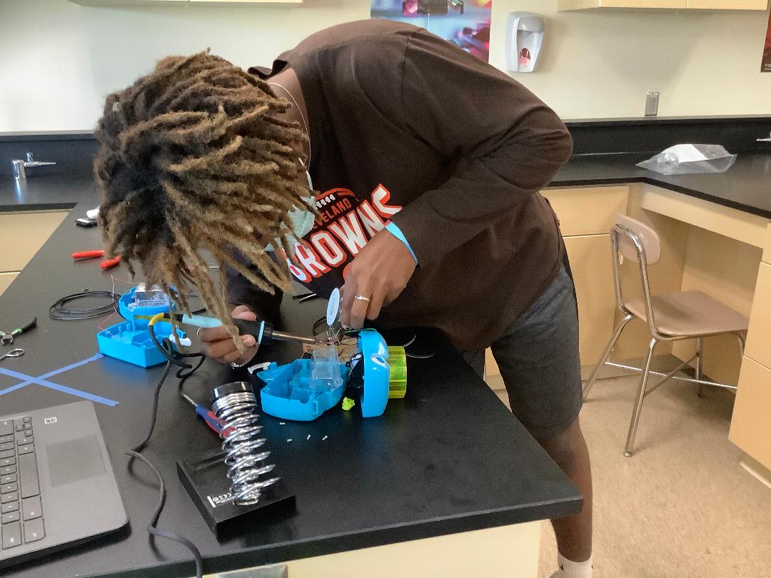 KenstonKHSPTO's tweet photo. The KHS PTO was proud to sponsor the Replay for Kids workshop in Mr. Barrus's 2 physics and 1 engineering classes.  30 students modified 30 toys to give to children with special needs.   Students learned to solder and real circuitry.   #PTOinAction https://t.co/QHL5rLzPWs