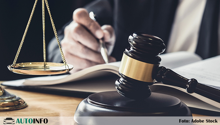 Celstraf en vier jaar rijontzegging voor roekeloze automobilist.