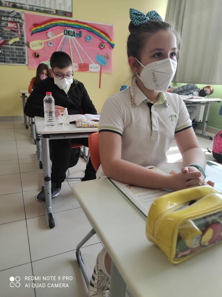 İTÜ ETA VAKFI DOĞA KOLEJİ Batıkent kampüsünün Çalışkan Arıları okullarına kavuştu. 👭👫 Hem eğlendi hem öğrendi. 🌸🌺 <a href="/DogaOkullari/">Doğa Koleji</a> <a href="/GuldenOnat/">Gülden ONAT</a> <a href="/KvancBarlas/">Kıvanç Barlas 🇹🇷</a>