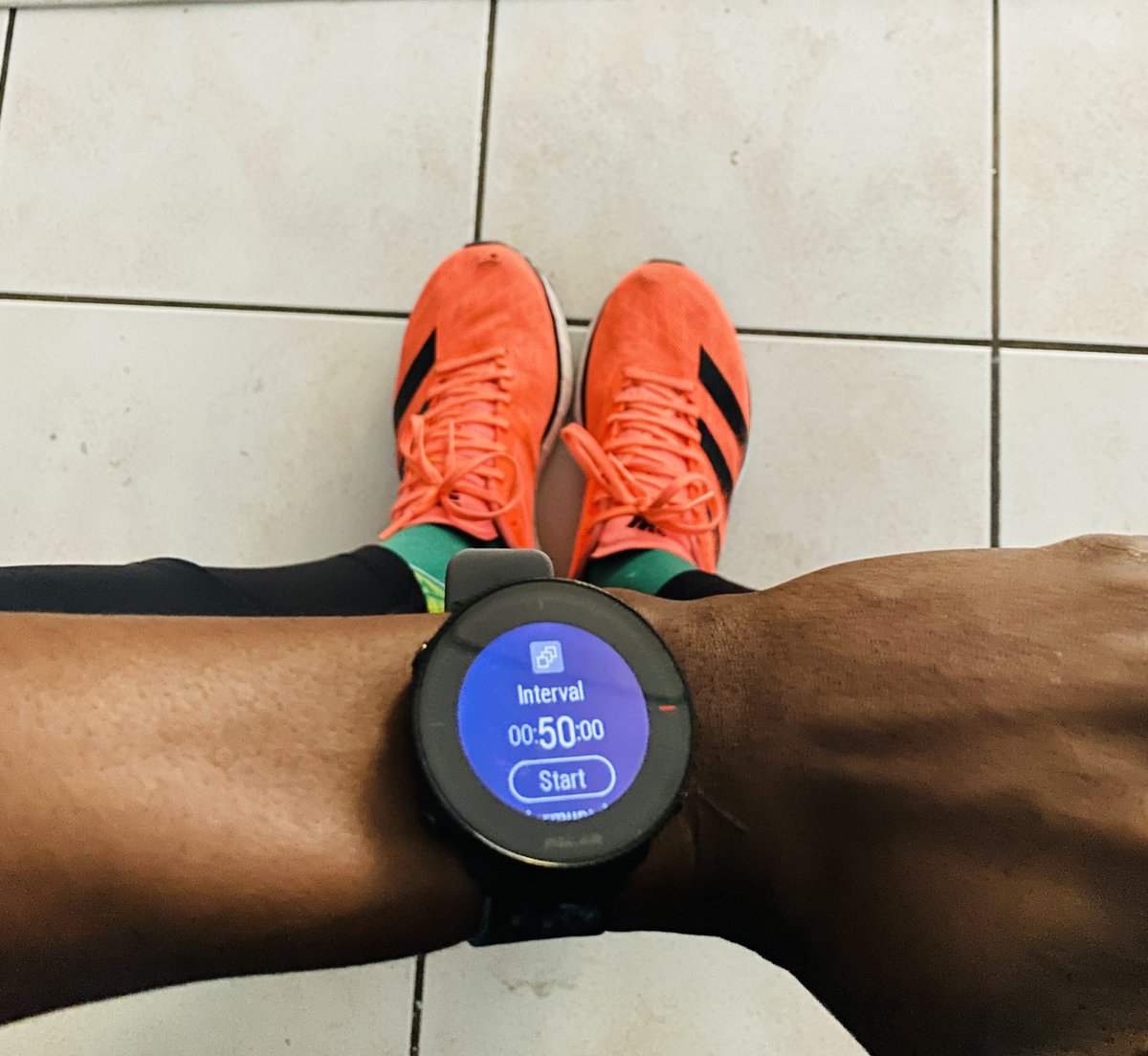 TebangNtsasa's tweet photo. Ready for my 50’00” long interval training session.
#Best4Sports #RunBetter https://t.co/XxV6HiVYqs