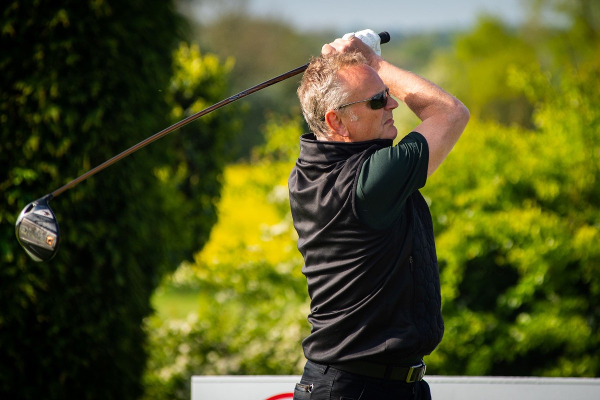EnglandGolf's tweet photo. Congratulations to Andy Fairbairn of @HalifaxGolfClub who won the first #EGCaptains tournament of the year at @LindrickGC last week!

Final standings: https://t.co/hGtCFZg9aB https://t.co/exa0tCTg1I