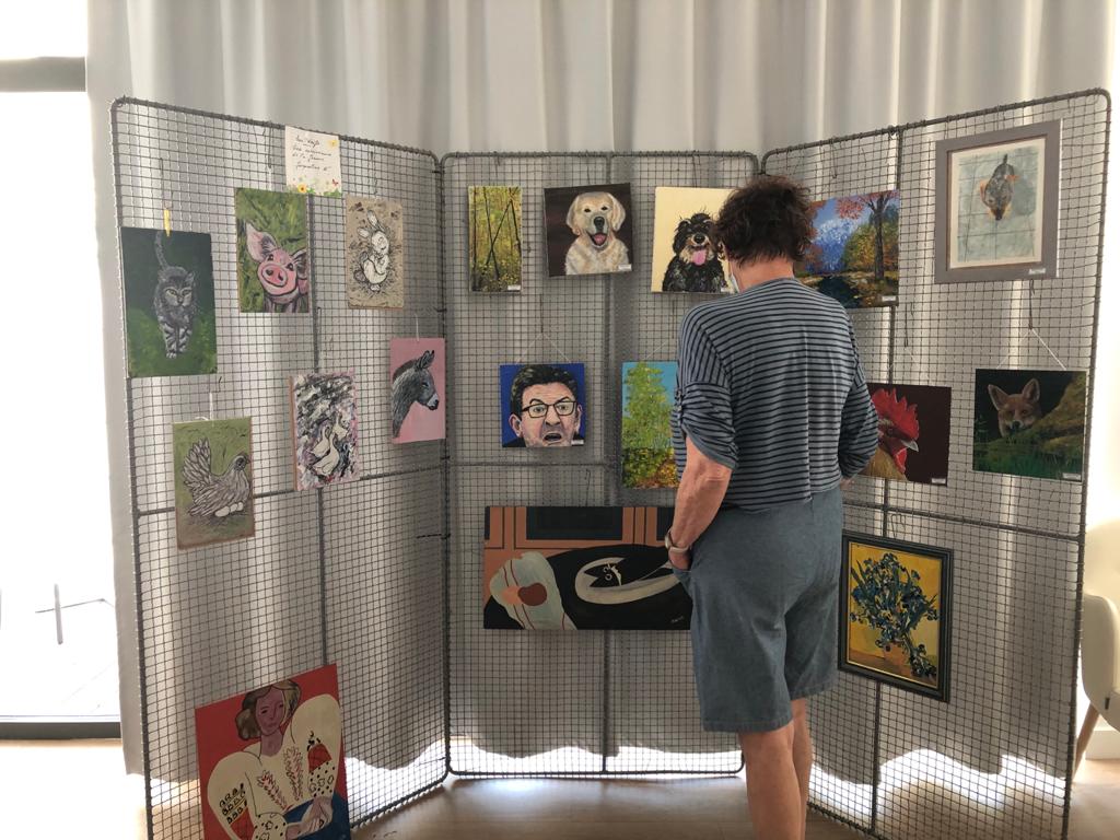 Exposition des œuvres de nos résidents au salon <a href="/SenBassens/">Senioriales de Bassens-Savoie</a> , qui a eu lieu tout le week-end, pour clôturer le mois des artistes  🎨🪡👩‍🎨