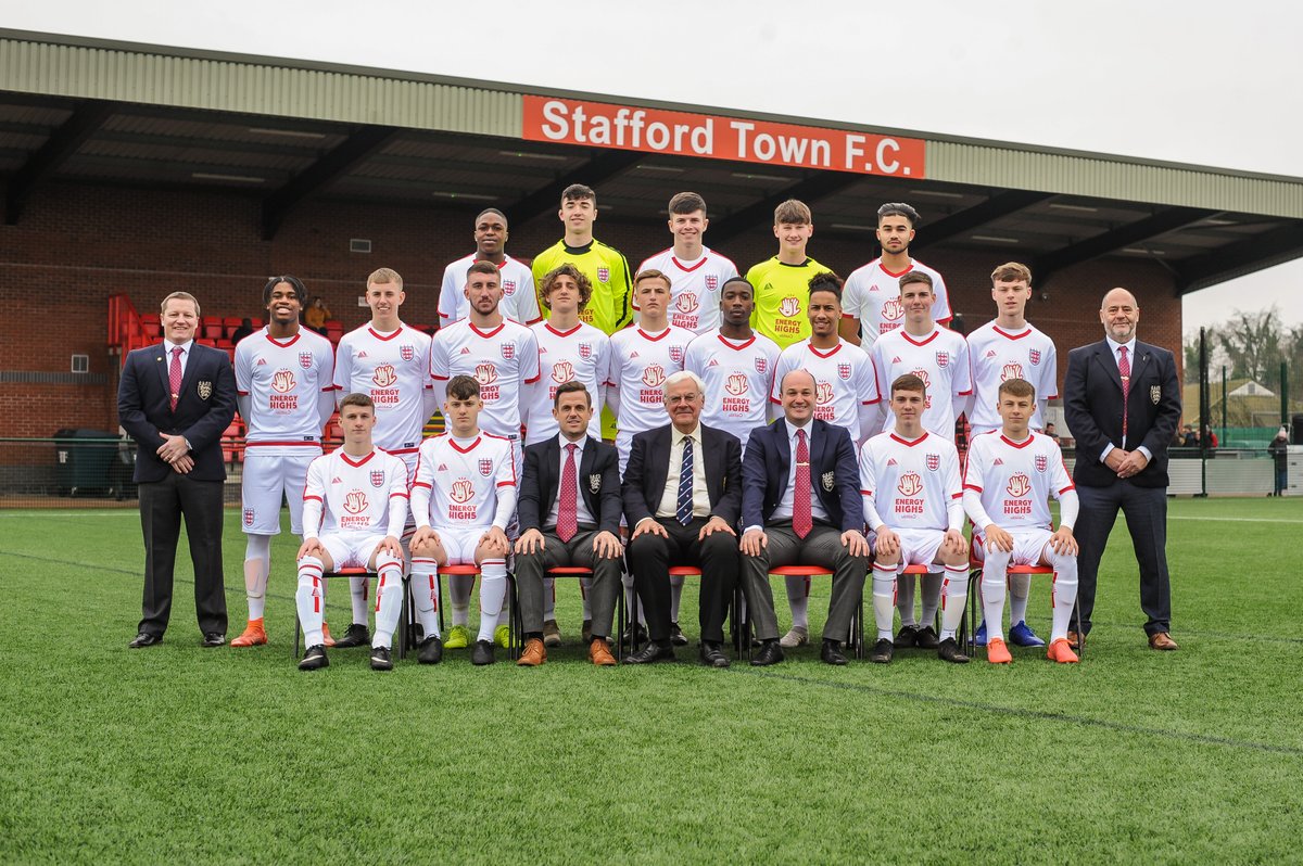 SchoolsFootball's tweet image. 📣ESFA International Fixtures 📣

Both international squads are in action this weekend 💥 

📝 Match details 👉 loom.ly/MAPGDHI

🎥 Both games will be live-streamed on ESFA TV
loom.ly/Xk1OIEQ

🧢Both squads will receive their international caps! 

 🔴 🔵 ⚪