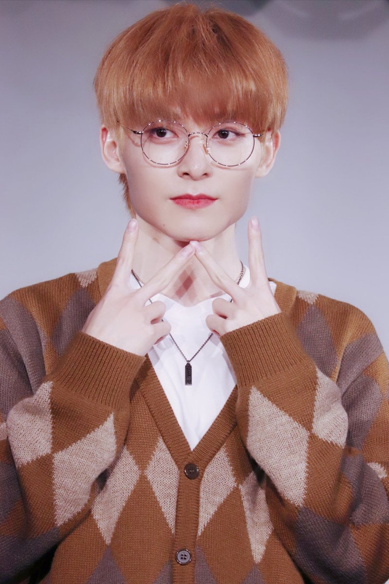 flowering950602's tweet photo. 생일축하해요💜💜#고강산 https://t.co/6sCwkT0qgp