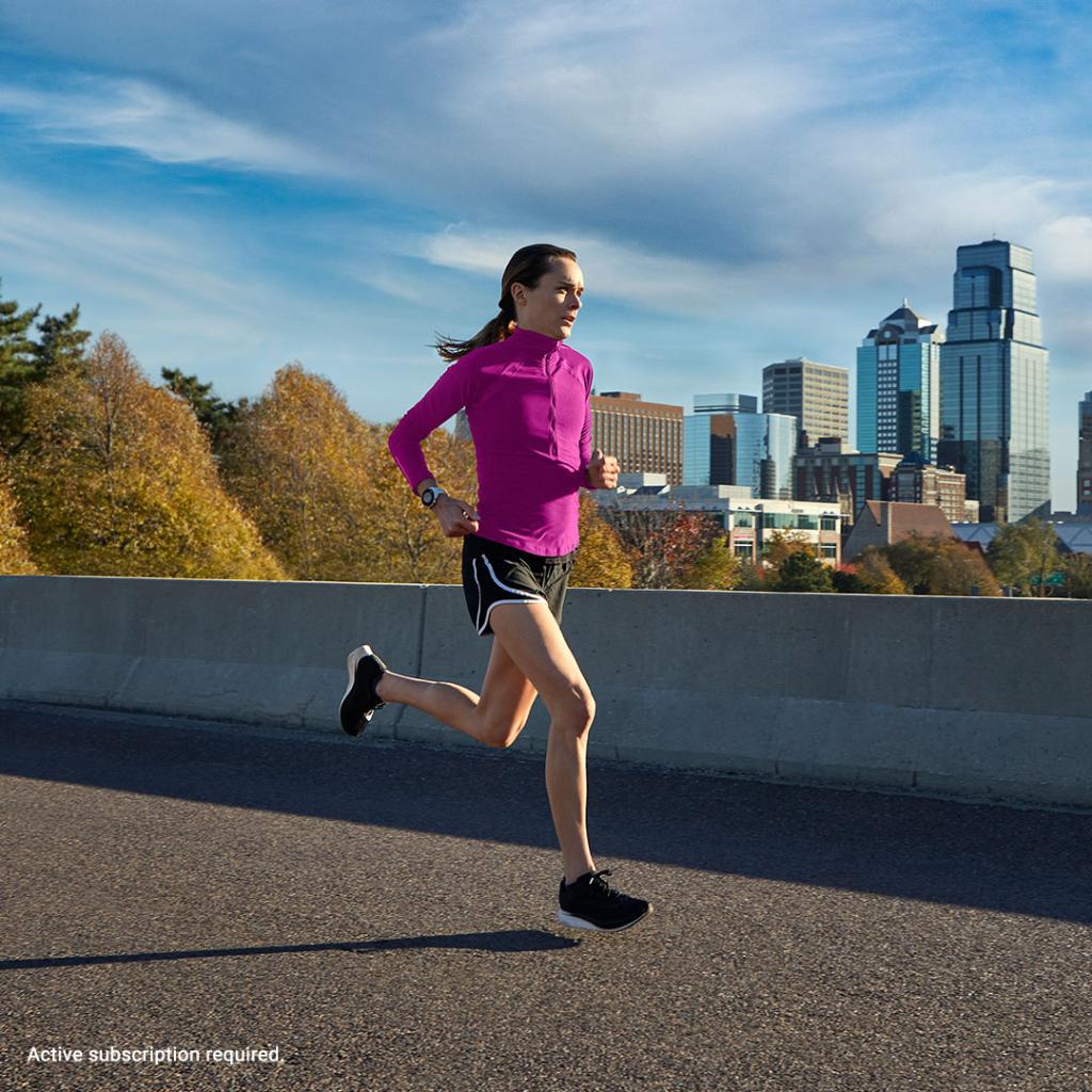 Garmin_Iberia's tweet photo. Seguimos de estreno! ✨ Hoy estamos de doble celebración ya que presentamos nuestra 2a gran novedad: Forerunner 945 LTE! El nuevo reloj inteligente para triatlón y running con el que nunca te sentirás solo ya que incluye la función LTE que permite que dejes el teléfono en casa. https://t.co/ahr921ddPs