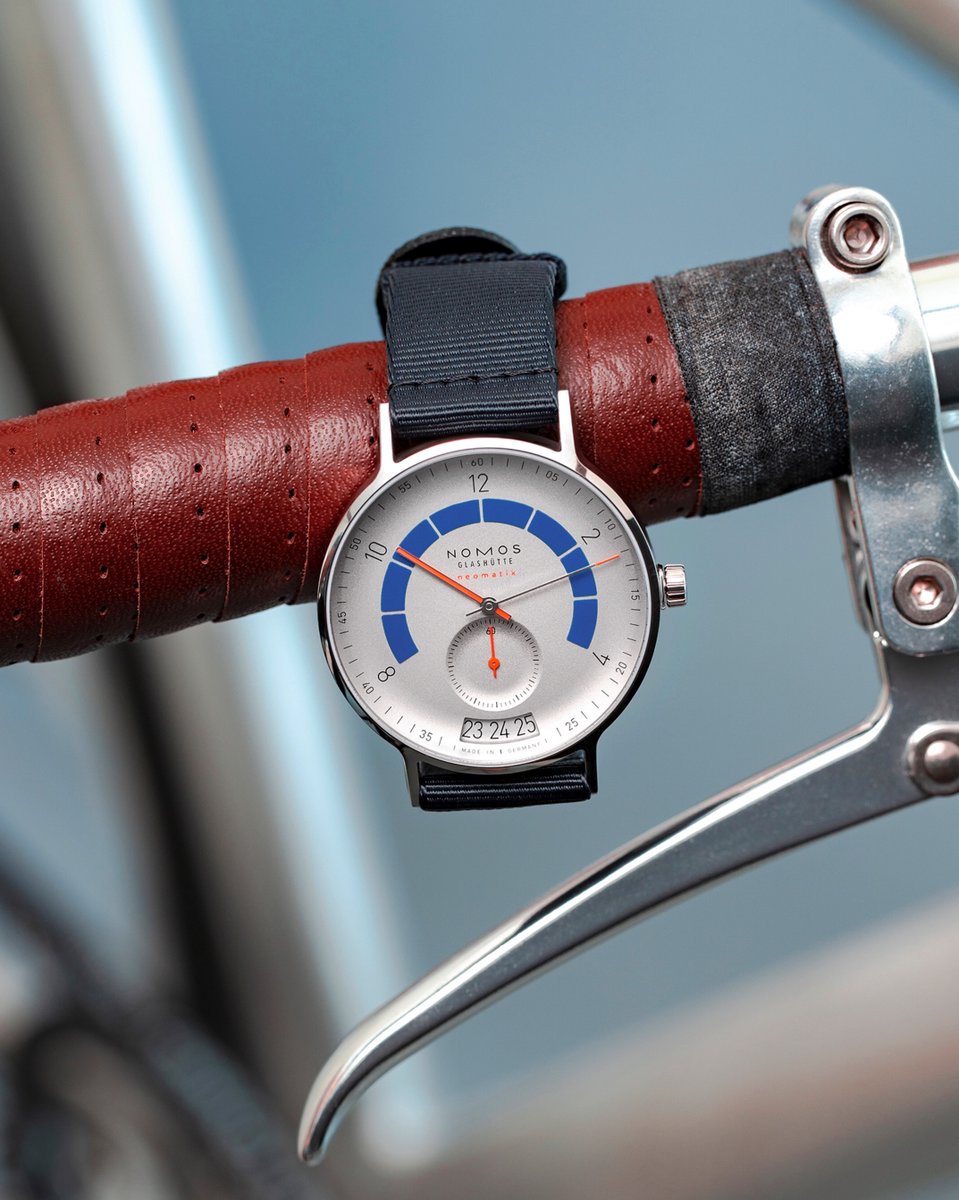 Today is #WorldCyclingDay–and #Autobahn shows how to get from A to B in no time and still save CO2 emissions. Which watch is your travel companion today?