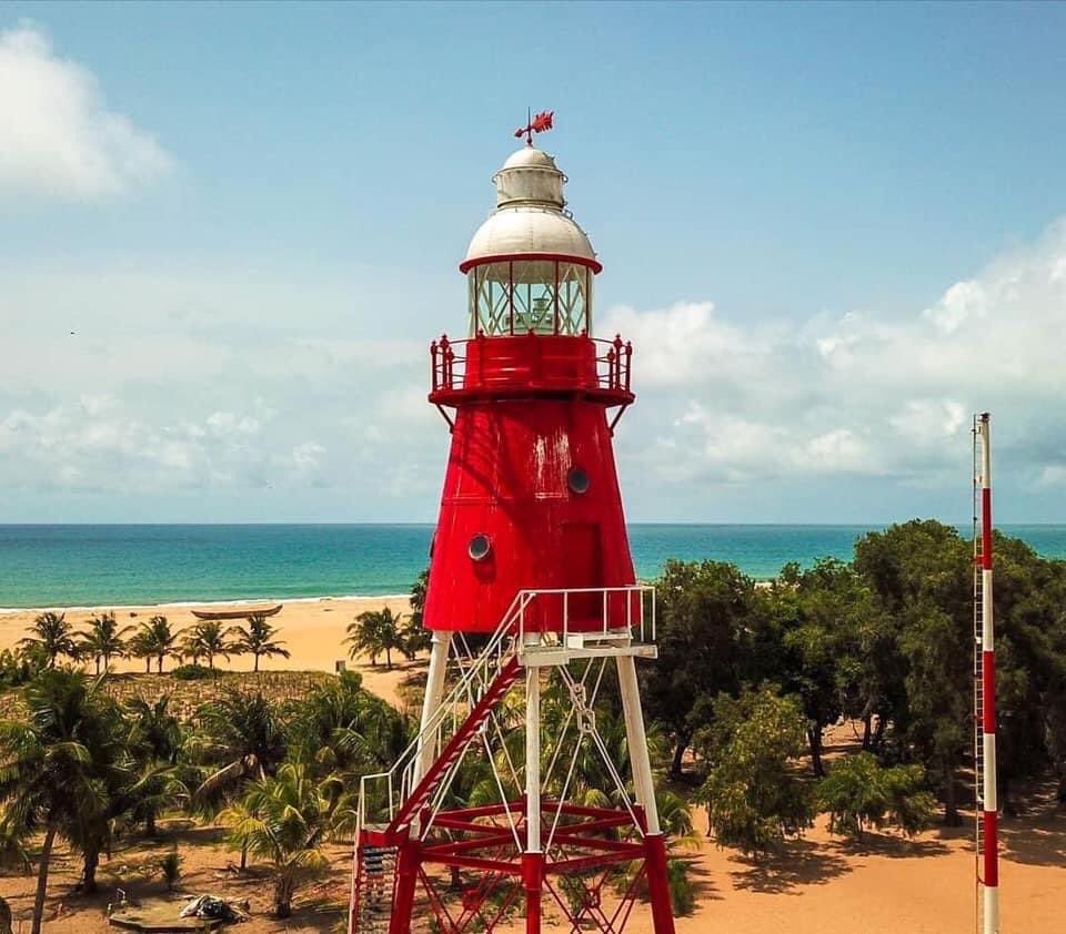 Cape St. Paul Lighthouse in Woe, near #Keta was built in 1901 on the beach to guide ships away from a mythical massive underwater mountain believed to be off the coast of Woe.
It is the oldest Lighthouse in Ghana and there are only 2 kinds of its type in the world. #VamiyiKeta