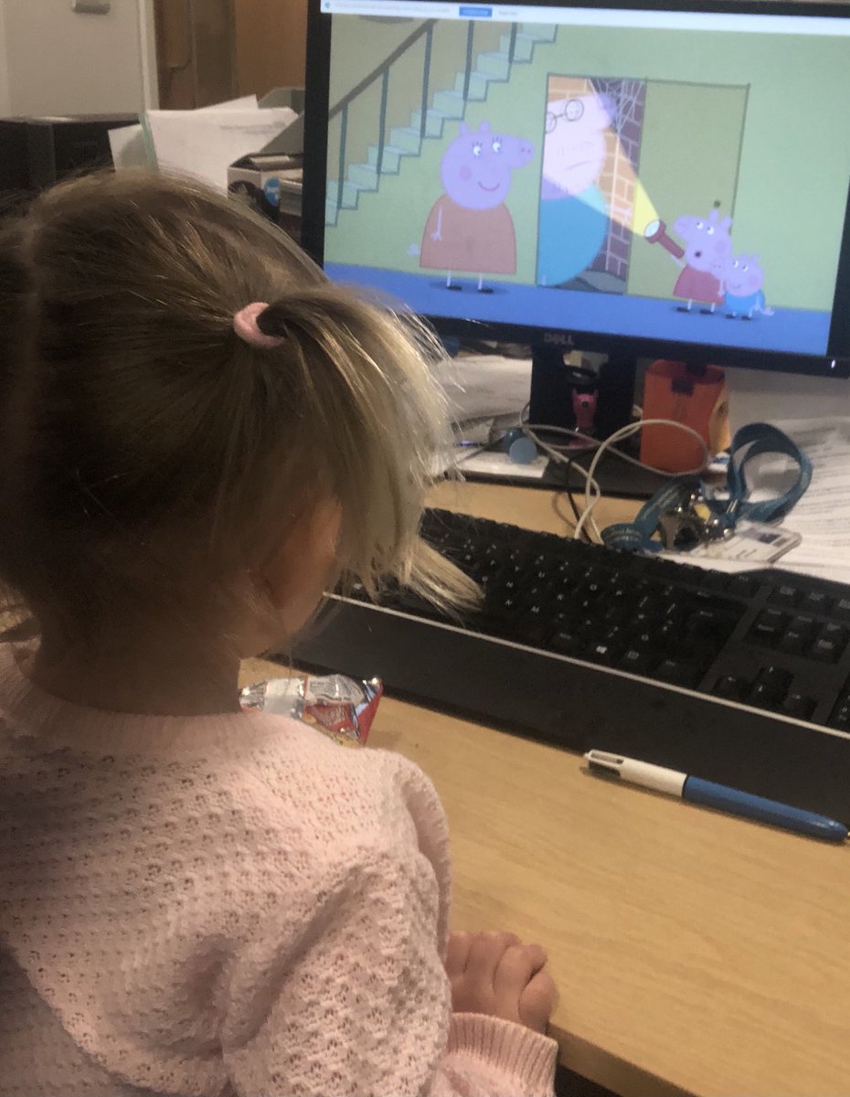 New recruit for ⁦⁦⁦<a href="/bhrut_eyes/">Queens Hospital Ophthalmology</a>⁩ Rosie &amp; Peppa Pig 🐽 enjoying our high volume clinic week for Paediatric patients. Time to start her on the phones and booking appointments for our long waiting patients.. ⏰ 📞 ✅ ⁦<a href="/BHRUT_NHS/">BHRUT NHS 🏥</a>⁩