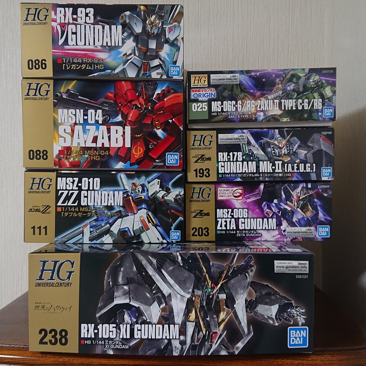 こまつ ホビーアカウント 5月度ガンプラの再販 ディジェ以外は何とか買えました Zz ラス1 Nガンダム サザビーは新宿 ヨドバシ Mk Iiは秋葉ヨドバシ ザクc 6はガンダムベース ついでに3ガンダムも どこでも売り切れだったzは奇跡的に地元で 去年は