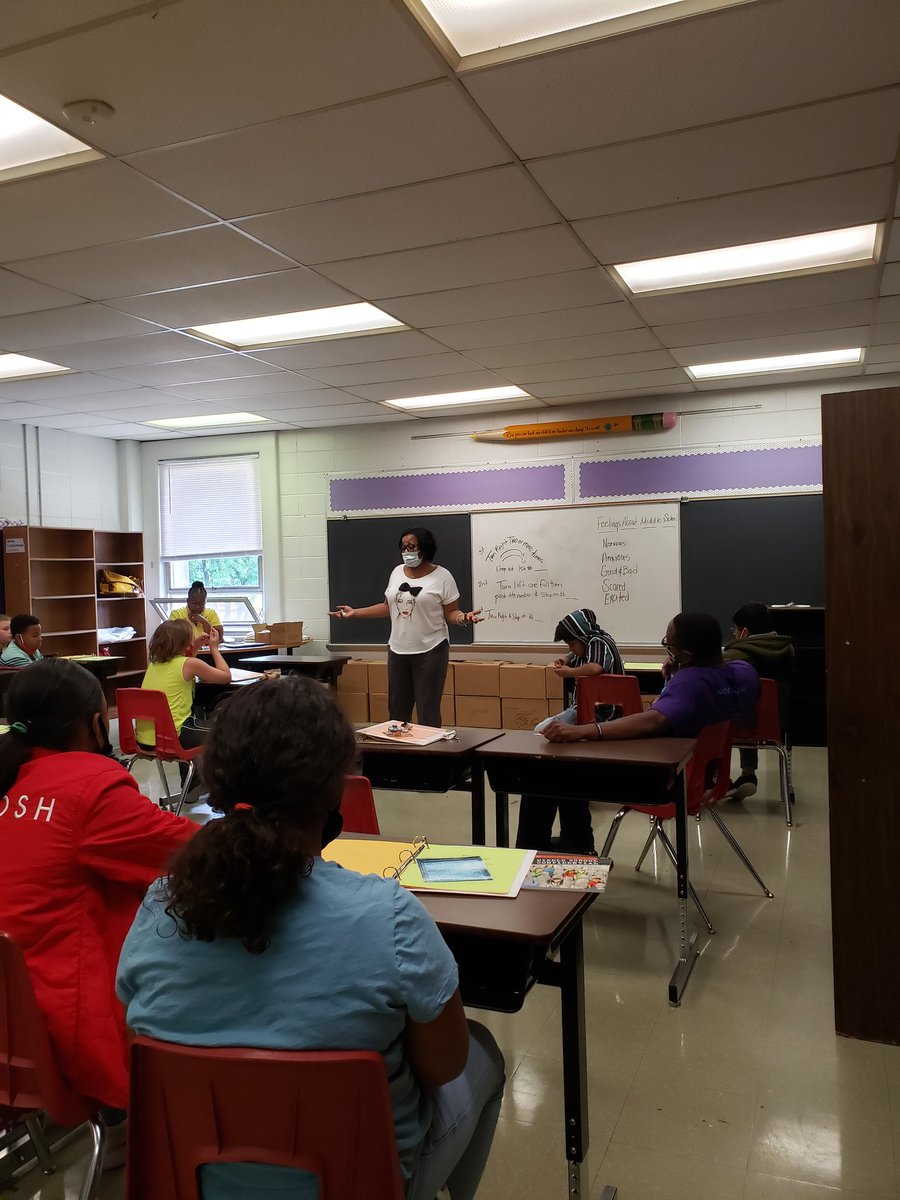 CCrowejcps's tweet photo. @CSSJCPS @BenJcpsCSS @FrcGutermuth @GutermuthES @FRYSC_JCPS @AmazinFaith @JCPSAsstSuptASP @KJFIELDS4 
Day 1 of Middle School Transition Camp yesterday!  
#weloveJCPS https://t.co/0ZYKVg5avp