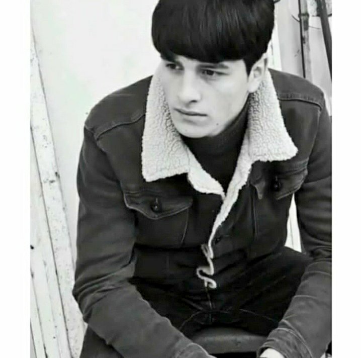 //Tanıyaq//
Vətən müharibəsinin 19 yaşlı Şəhidi – #Şuşa 'nın azad olunduğu gün Şəhadətə ucalan qəhrəmanımız Amal Alişanlı🇦🇿🥀!
#victoriousazerbaijaniheroes