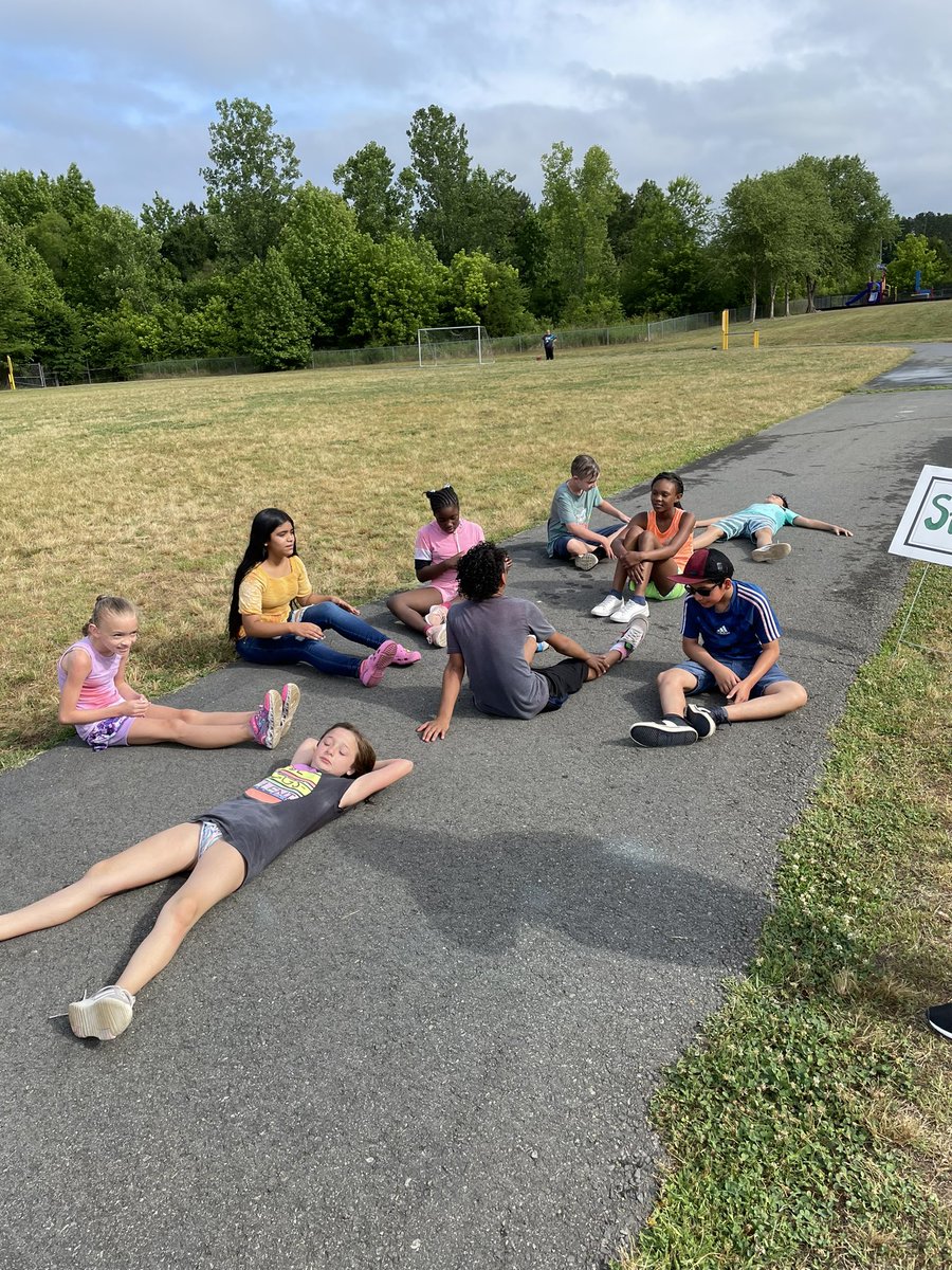 These kids deserved to celebrate today so much!!! <a href="/wmirvinelem/">W.M. Irvin Elementary</a> <a href="/mrsmelo7/">Mrs. Carson Melo</a> <a href="/MsVehar/">Jessica Vehar</a>