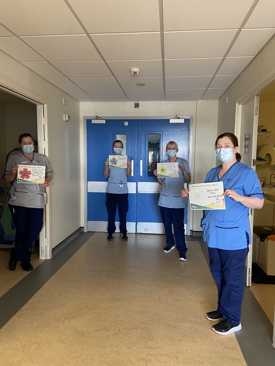 The girls of ward 7 along with Julia our 3rd year student have all made a pledge to raise awareness of dementia #DementiaAwareness #nhsfife #dementiachampions @fionareid80 @KimMacpherson @Livvylives72 @michelleWil67 @helenskinner99