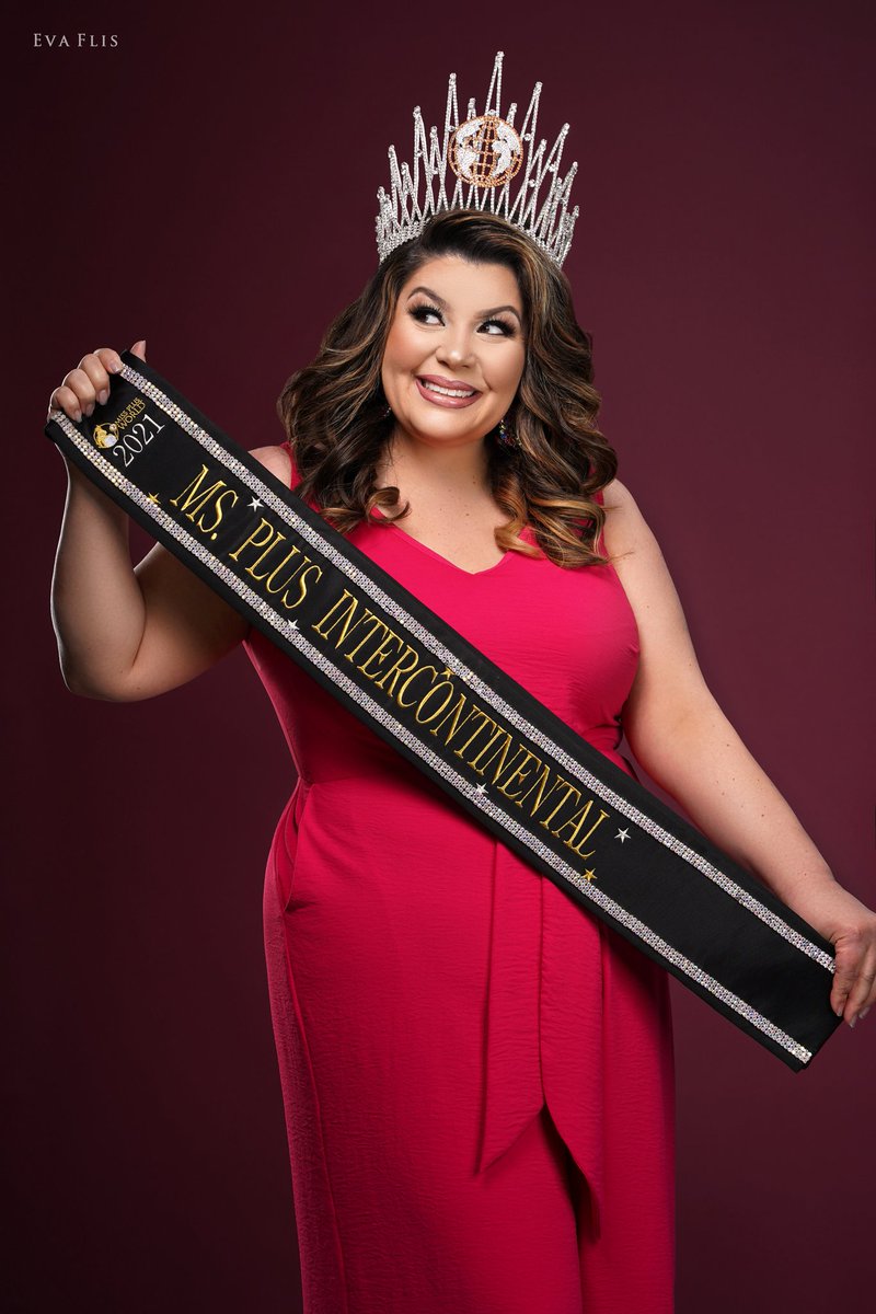 wrsunshine's tweet photo. So excited to start sharing my official photos taken by the AMAZING @EvaFlis with hair and makeup by the FABULOUS Yadira Amador. Always love working with you both! β€
#msplusintercontinental2021 #mpw2021 #MissPlusWorld #fashion #photography #pageant #celebratemysize #plusmodel https://t.co/TxcWhehWy5