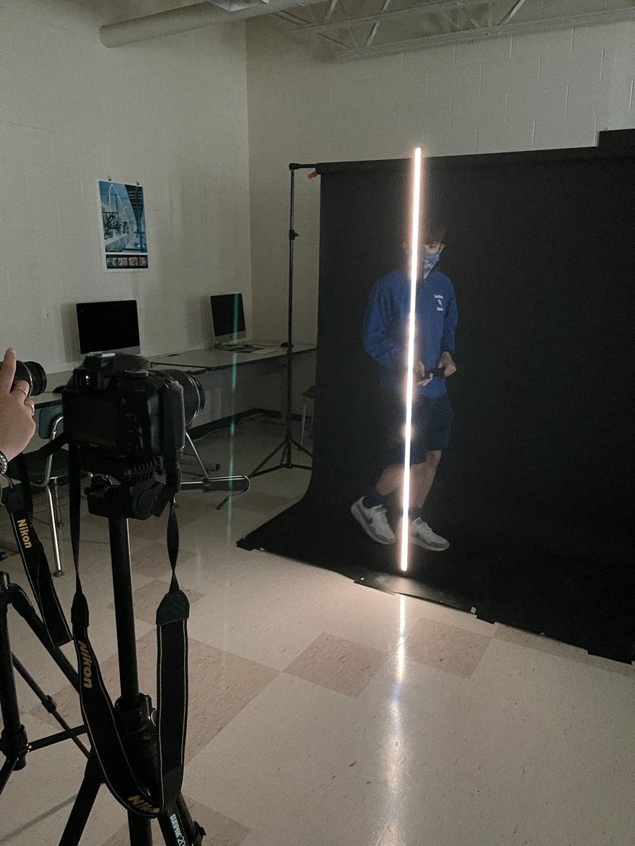 We are back!!! And it feels so good 📷 #FHSart