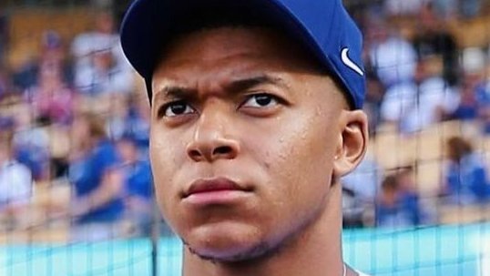 🔴🎙️MBAPPÉ, en 'Squire':  

😬"La liga francesa no es la mejor del mundo... pero es mi responsabilidad como jugador franquicia ayudar a que crezca". 

Nos vemos a las 17:30 en #SportPlus: twitch.tv/elchiringuitotv