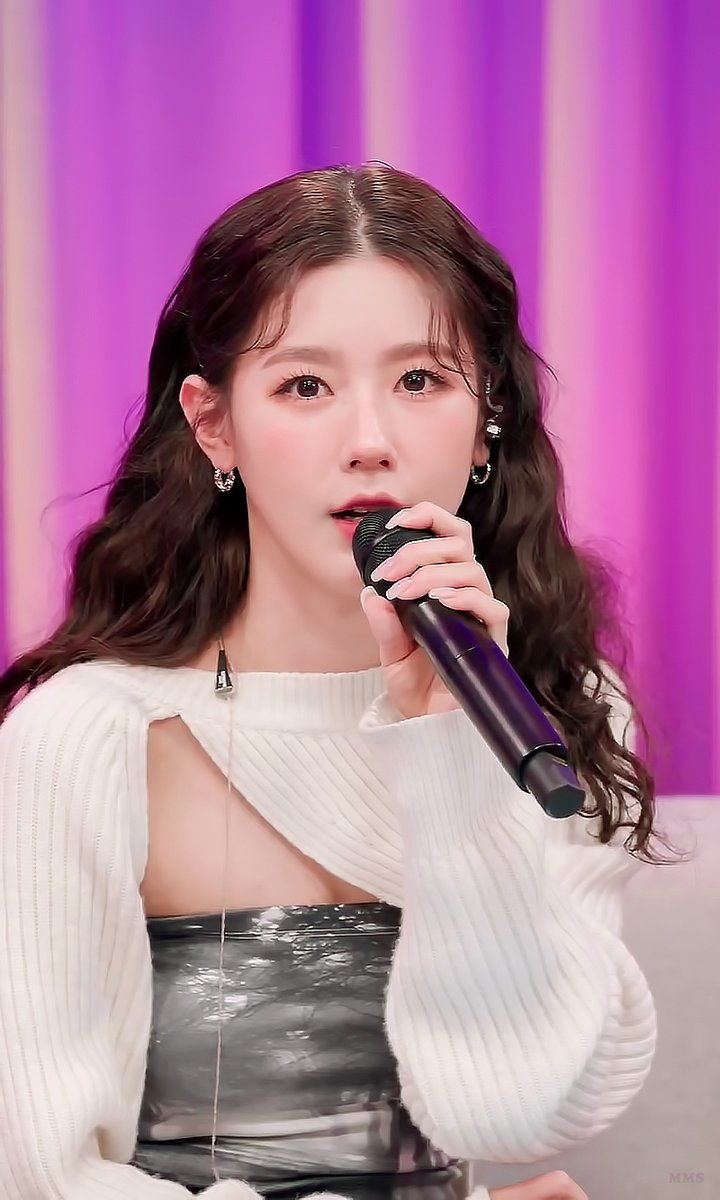 MMS_GIDLE's tweet photo. 210330 소문의 아이들 
#미연 #MIYEON https://t.co/aZYdJOpdOk