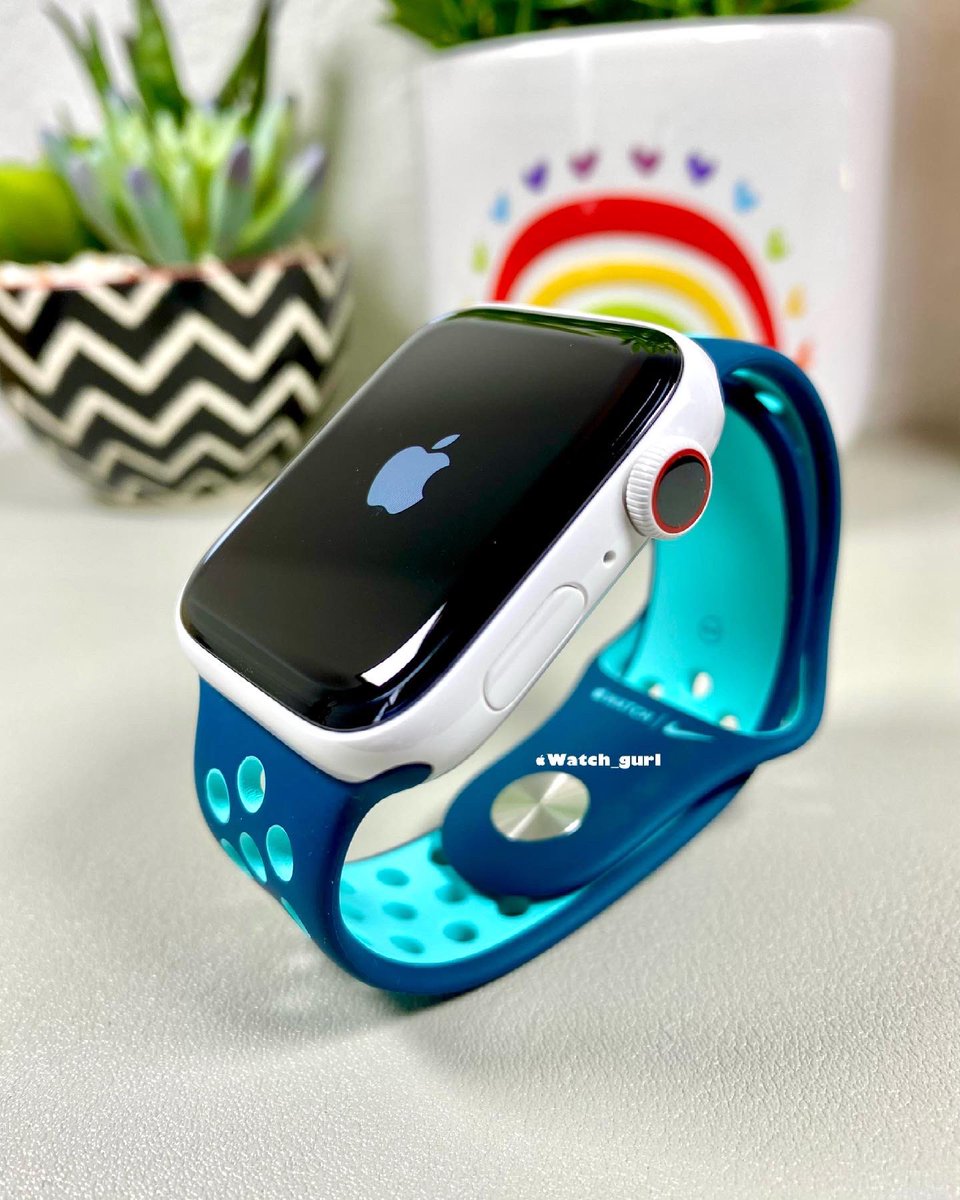 watch_gurl's tweet photo. Nike Midnight Turquoise/Aurora Green Sport Band🤩 https://t.co/b8pkJI0YH4