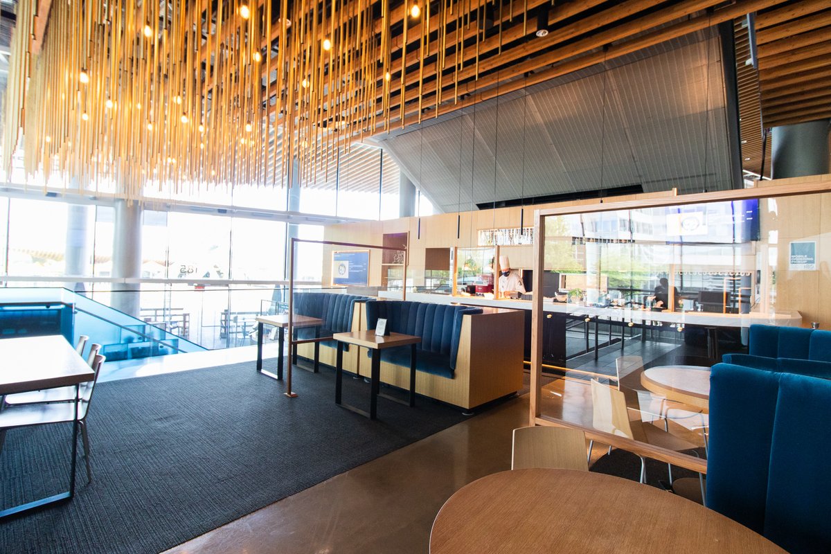 LOT185 Cafe + Wine Bar tweet media