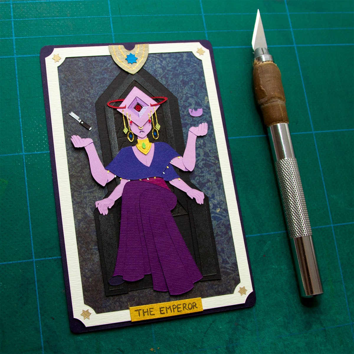 PlaidCushion's tweet photo. Hey, i'm Sarah. i make comics and do cut paper illustrations + miniatures! I especially focus on fantasy, bright colours, and making my characters sad about each other.

🔪INSTAGRAM:  https://t.co/5mH1b2Yfhu
🔪TUMBLR:  https://t.co/URMtP1yVE5
🔪EMAIL: plaidcushion at gmail https://t.co/x1C4umGvxC