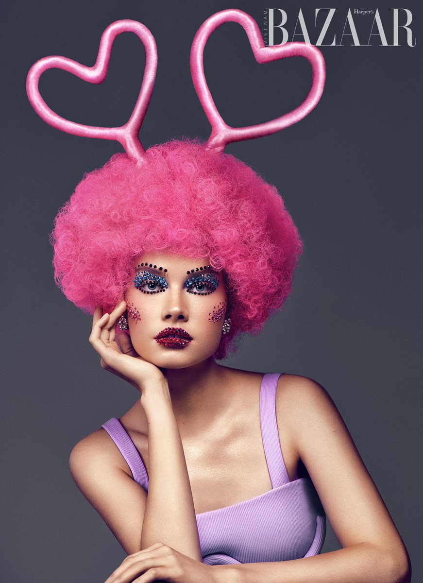 worlds_moda's tweet photo. (3/3)
Tina & Lizaveta Ilinaa for
#HARPERSBAZAARVIETNAM,
May 2021.
By #AmerMohamad
#Style: Anna Baklanova
#Hair: Petya Bogdanov
#Makeup: Sonya Miro
#LightAssistant: 4kyb20
#AnnaBaklanova #PetyaBogdanov #SonyaMiro #4kyb20 #Tina https://t.co/x20t2LI2L4