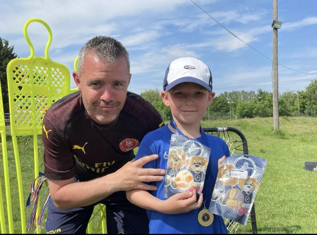 baldonsportsfc's tweet photo. @baldonsportsfc #compwinners #archie #regan #mason https://t.co/4bu46DYawU