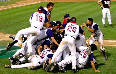 #OnThisDay in College Baseball: 2003
In 10th inn. of a Regional final, a throwing error by A&amp;M’s Matt Farnam allows the winning run to score as <a href="/UHCougarBB/">Houston Baseball</a> beat Aggies twice by identical 7-6 scores. Ryan Wagner got a save &amp; a win on the mound as UofH goes to Supers for 3rd time