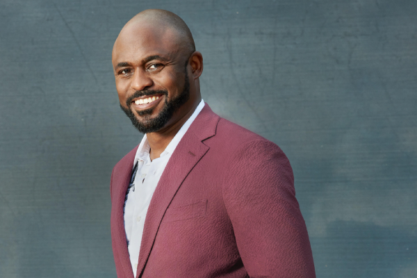 Happy birthday to Wayne Brady and his PHYNE self!!! 