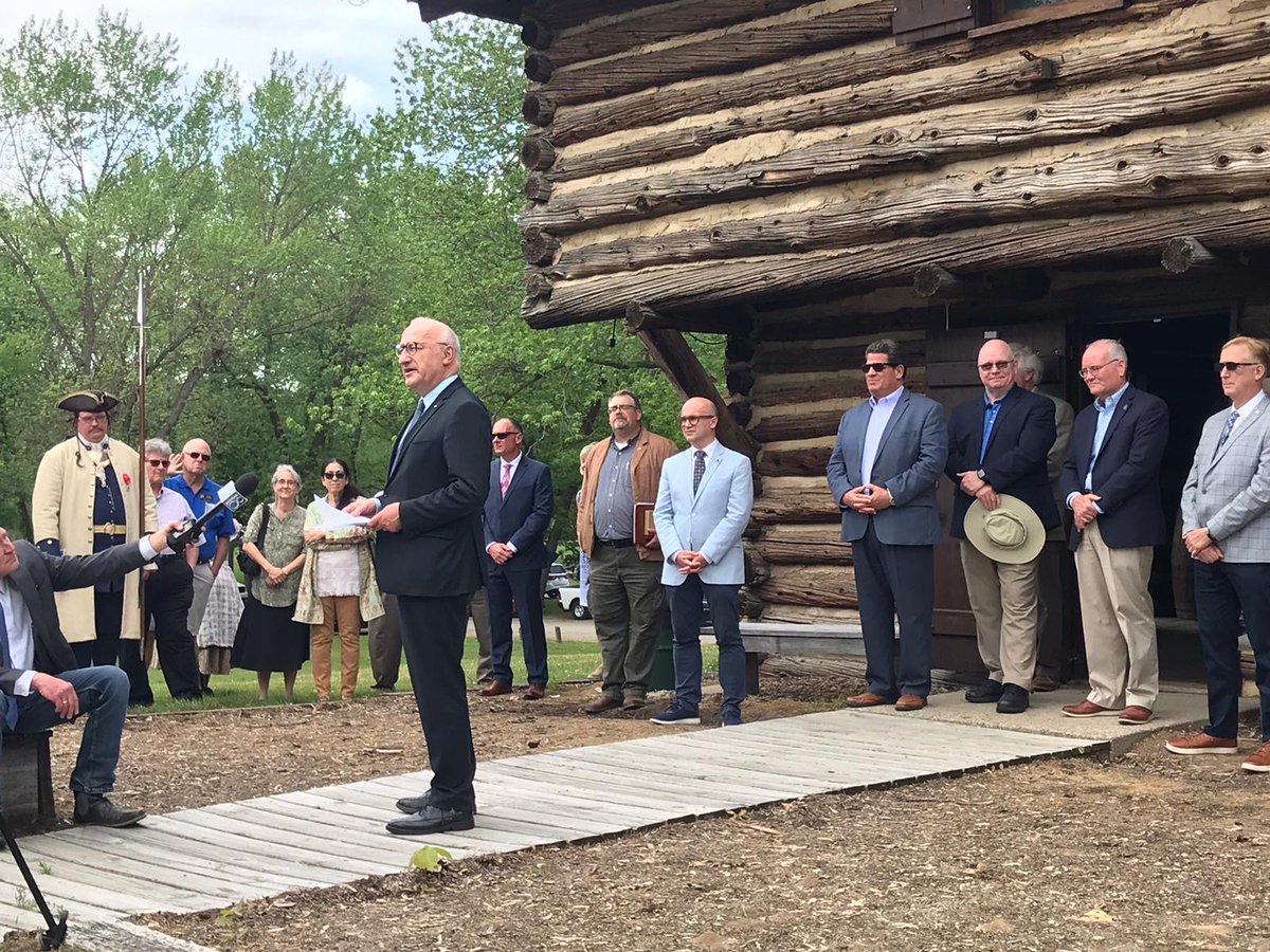 In May, Amb. @Ph_Etienne traveled to #Indiana. From meetings with 🇫🇷🇺🇸 leaders to a tour of Fort Ouiatenon to a track walk of <a href="/IMS/">Indianapolis Motor Speedway</a> (where <a href="/simonpagenaud/">Simon Pagenaud</a> made history 😉)– the visit highlighted multifaceted Franco-American ties in the Midwest.