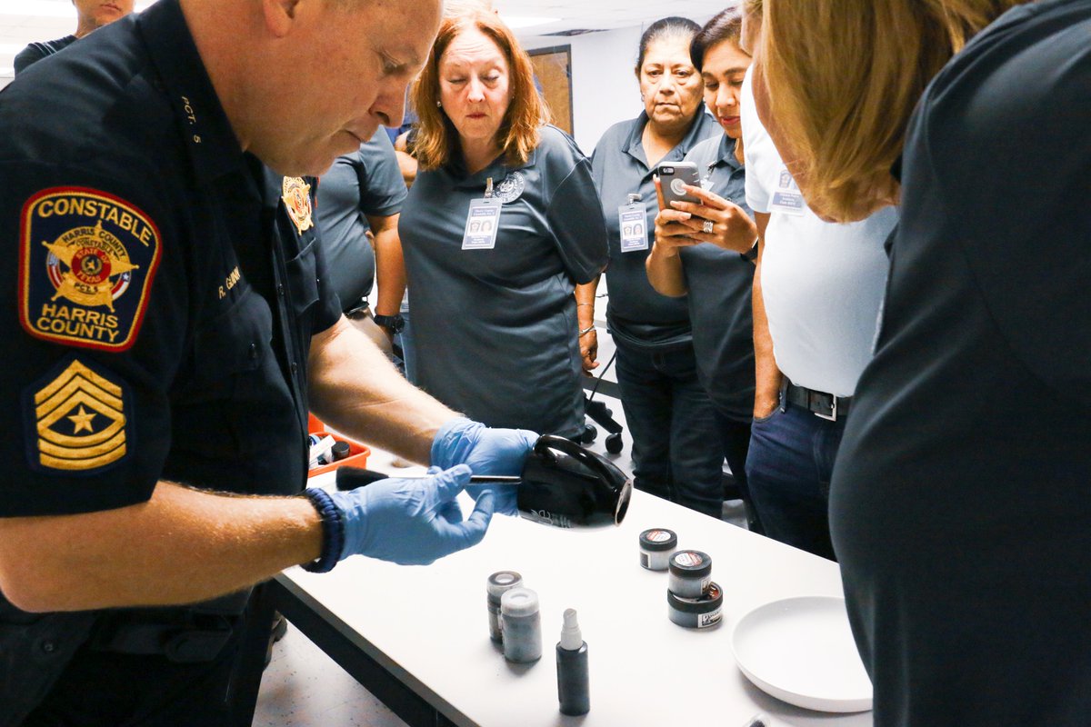 Want an exclusive look behind the badge? Constable Ted Heap's popular Citizens Police Academy is returning. See for yourself what goes into preparing deputies for life on patrol. Classes Thursdays, 6-9 pm, at 17423 Katy Freeway starting June 10. Sign up: constablepct5.com/index.php/citi…