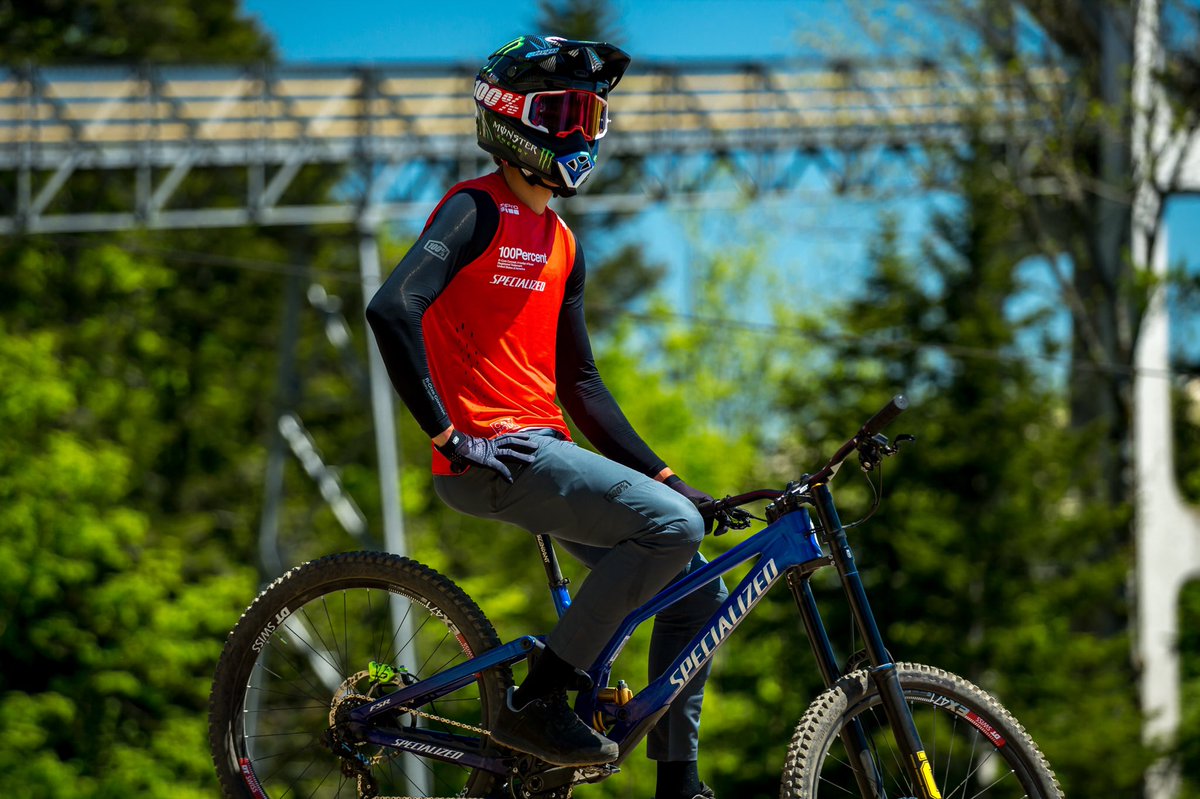 DH got my heart since day one. At 12 years old my goal was to become pro MXGP rider or DH rider 🤩 Thanks for this factory bike.

Photos: <a href="/Crunch724/">Scott Roosa</a>