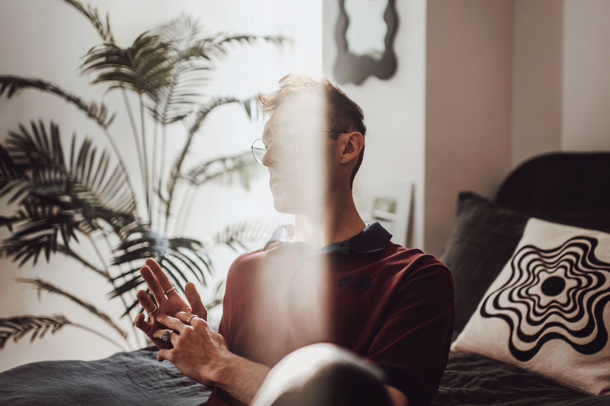 Brandonwoelfel's tweet photo. Self-portraits but make it 🌫hazy🌫 https://t.co/oOCjMSHQ4A