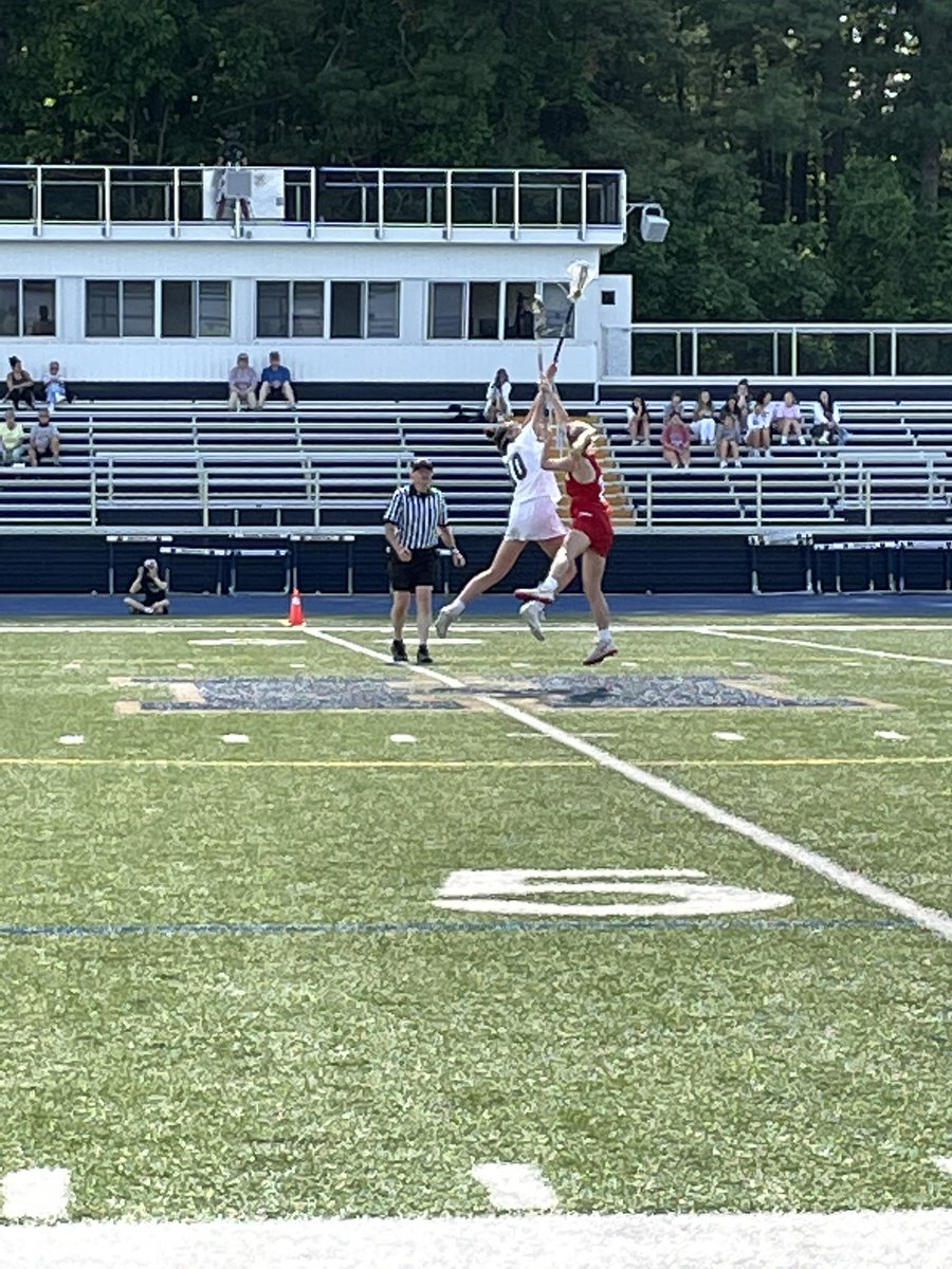 FoxboroWarrior's tweet photo. Girls lacrosse off to a great start against North Attleboro... 7-1 early in the second quarter... https://t.co/tQlnuAaB7J