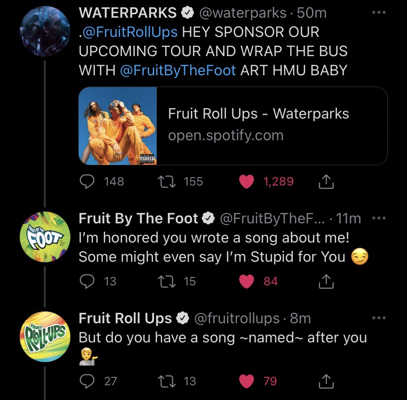 racheIaIi's tweet image. what in the fuck is happening