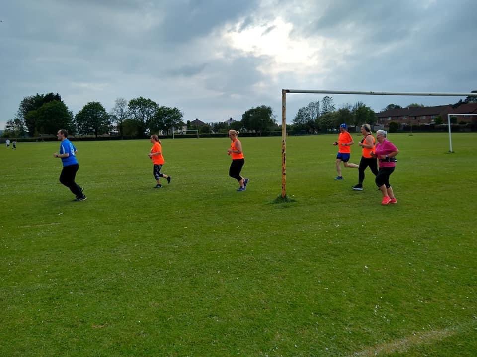 ogmorephoenix's tweet photo. Tonight was efforts - well done to this lot, you all smashed it ๐ฅ #run #running #WelshAthletics #GlobalRunning #happy #OPR https://t.co/4T6bqIWlwT
