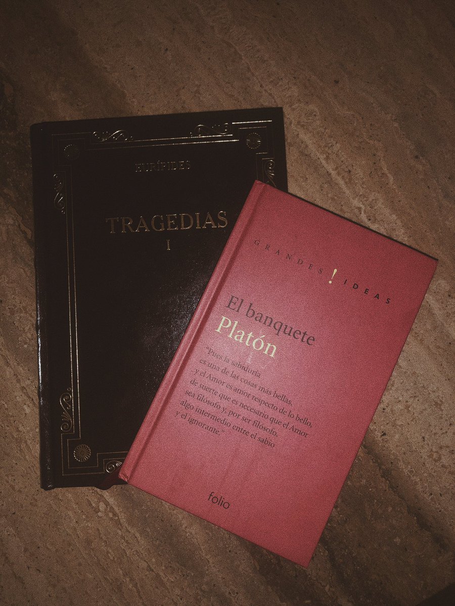 Christianacto's tweet photo. Hoy me ha sido inevitable comprarme estas delicias en #ParisValencia 🥰 https://t.co/QdsIYgpwDv