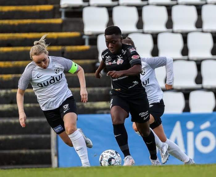 OfficialFUFA's tweet photo. Clear the way @sandranabwetem8 is cruising with calculated speed.
#CrestedCranesStriker
#LifeInIceland https://t.co/0I4bz69IH3