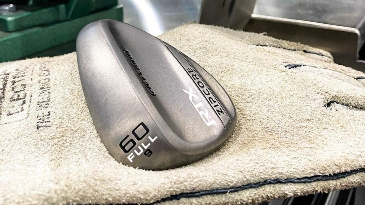 UKGolfAcademy's tweet image. Looking to improve your short game? 🎯 Try the #Cleveland #RTXZipCore wedges out. Find the right bounce, loft and grind for your game with us at #BrentwoodGolfRange 👍

Learn more 👉 fg1.uk/908-S3140