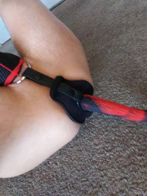 2 pic. Wish there was something else I could put in here...??
#gaypup #puppyboy #puppyplay #thirstybottom