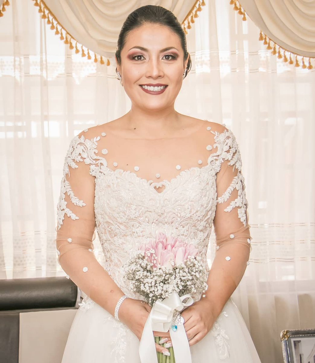 JennyDuartePeru's tweet photo. Momentos que duran para siempre ❤️ ¡Felicidades Milagros! Gracias por hacernos parte de la celebración más grande de amor ❤️
.
.
.
#JennyDuarteBrides #novias2021 #JennyDuarteNovias #Peru #AtelierdenoviasArequipa #JennyDuarte #noviasperu #ecocouture #altacosturaperu https://t.co/dZLEKHEJ2b