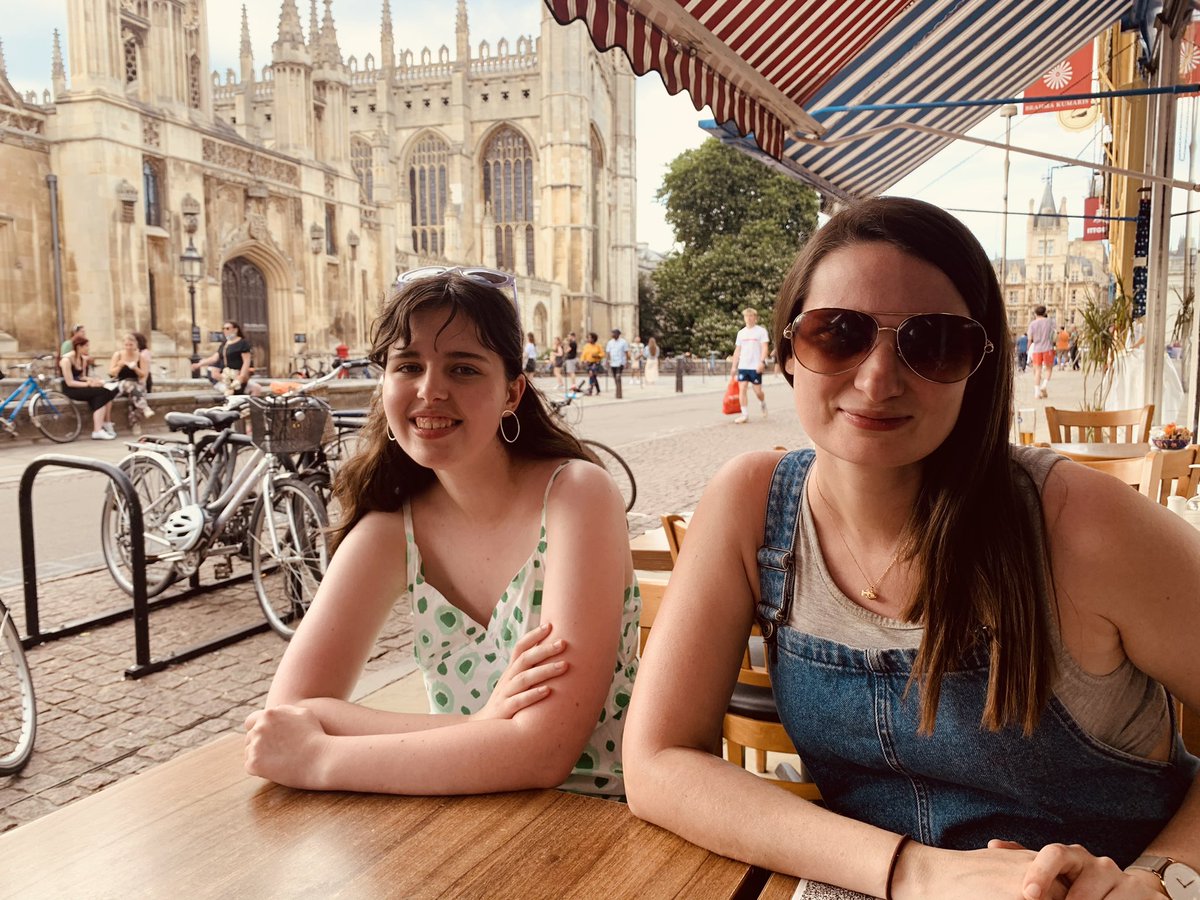 CrowhurstEmily's tweet image. Great catching up with ex @school21_uk student @marcellakeating in Cambridge this afternoon. Delayed meet up as she was rehearsing her new opera that afternoon- acceptable excuse 🙌
#s21alumni #ArtsAtCambridge #studyarts #Newham2Newnham