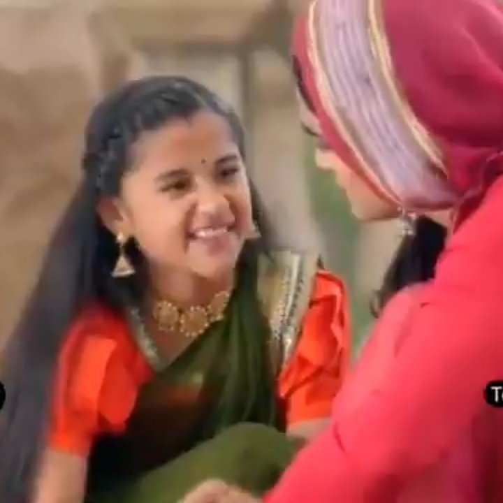 Puchki34637104's tweet photo. Hands are shaking only
Retain Choti Bondita
#bbfandom https://t.co/KyZpaZpj6o