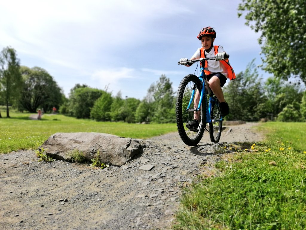 BlairvadachAndy's tweet photo. A huge well done to all the pupils from @ThorntreeHT pushing their newly found #gomtb skills on a gloriously sunny day at #cuningarloop 😎👌🙌
@BlairvadachOEC
@BlairvadachMr_T
@CyclingScotland
@ForestryLS
@endura https://t.co/PQ8iYzxU7J